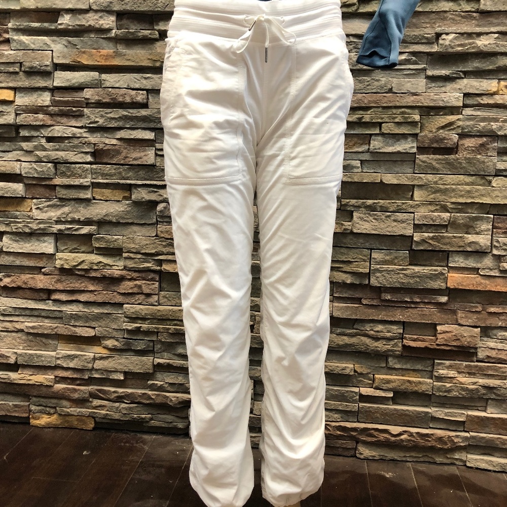 White lined Lululemon Dance Pant